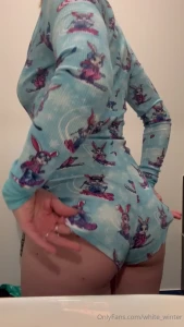 Feeling cheeky before bed part 1