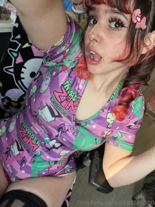 Do you like my pajamas so sexy and comfy i want more like this my