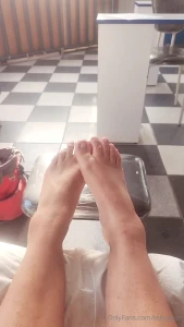 Clear my feet