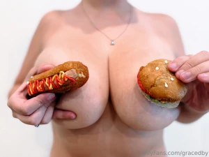 Did a cute lil summer baking class which would you eat first