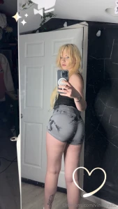 Here s some ass also it s that time of month for me