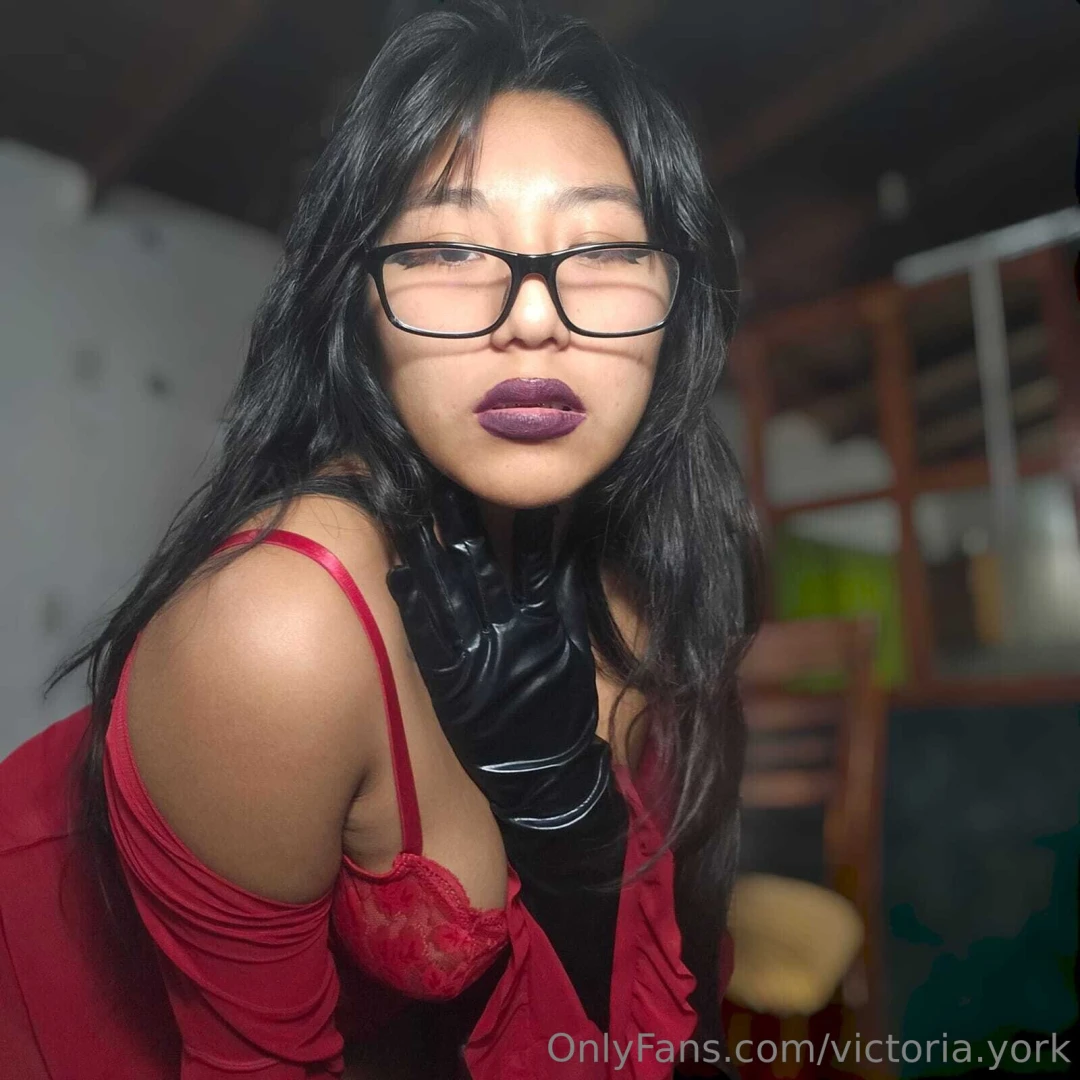 My lips are so soft you have no idea how they look when i put on a 