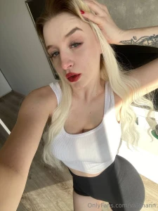 Read the mood in my eyes it s too playful