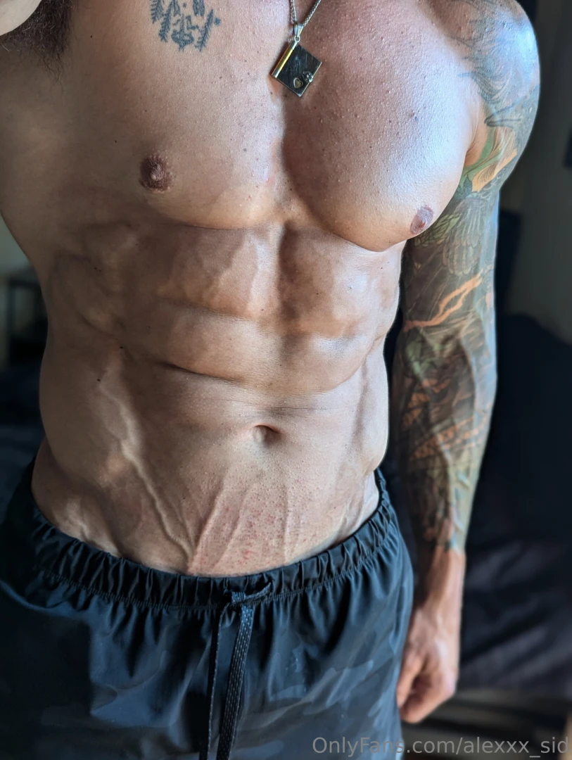 Feeling extra pumped after today s workout excited to start posting 