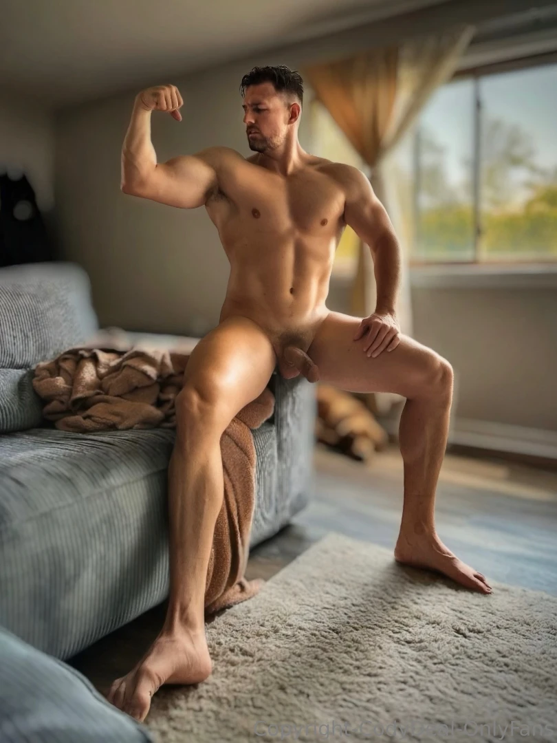 Just me a couch natural light and 5 thick-ass pro-level nudes no part 1 
