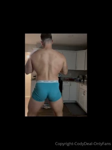 Starts with me in tight ass-hugging shorts shaking this cake like i