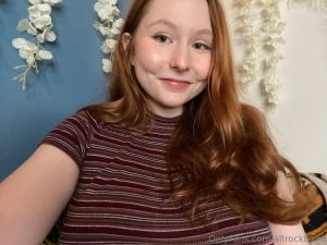 Just some innocent selfies almost lol