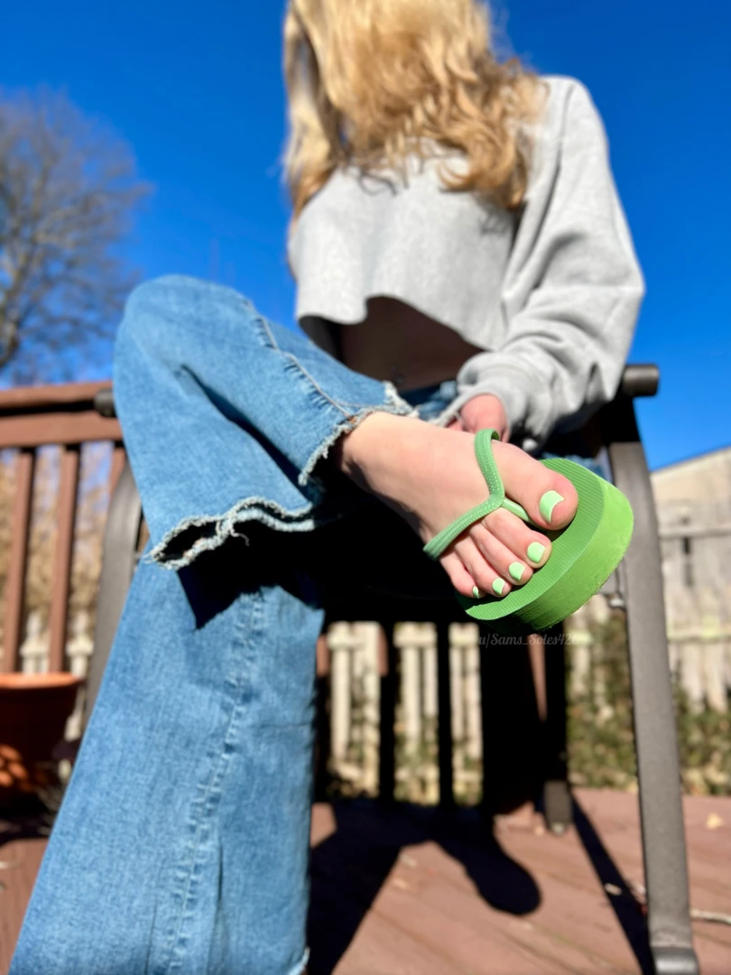 Still a little too chilly for flip flops but i still wanted to wear part 3 