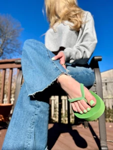 Still a little too chilly for flip flops but i still wanted to wear part 2