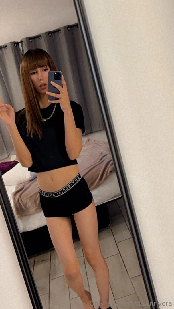 I know you re still up go drop me a message 