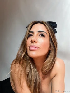 I don t know who s getting home first but whoever does wins part 1