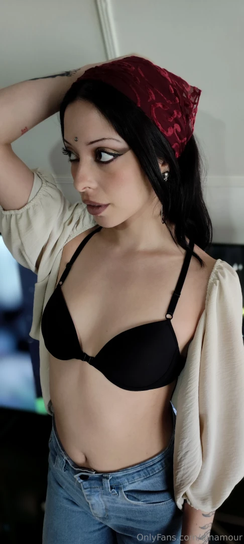 Simply the owner of pleasure 