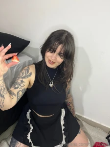 Even my snack is more satisfying than your useless little nub part 1