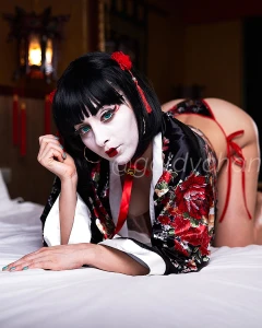 Did you say massage session with happy ending