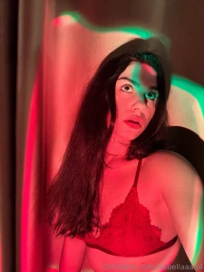 Wanna see me fingered myself until my legs shook tip 10 to watch me