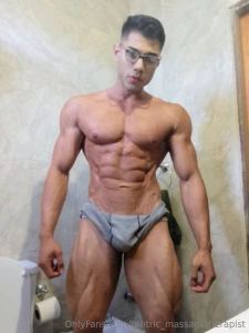 Hello i m mauro_zyzz argentine subscribe now and have a 50 discount on part 38