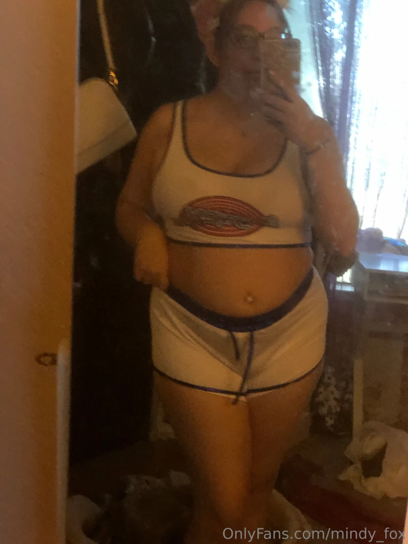 Ever had a crush on lola bunny cum check what she can do 