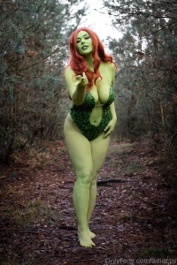 Dropping some of the older sets here as well first up poison ivy part 1
