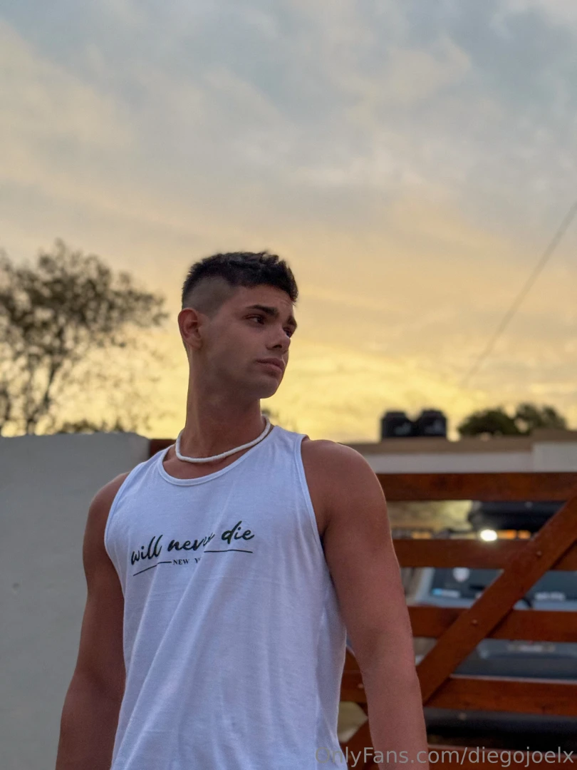 Hi baby how much would you give to go on vacation with me 