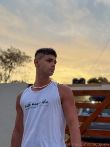 Hi baby how much would you give to go on vacation with me