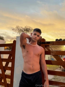 Hi baby how much would you give to go on vacation with me part 1