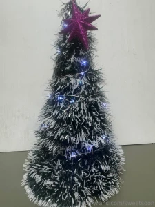 Love you help me with a gift for christmas i will be very grateful