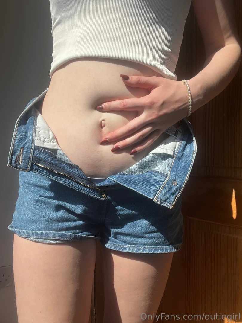 Loving my tummy in the sunshine 