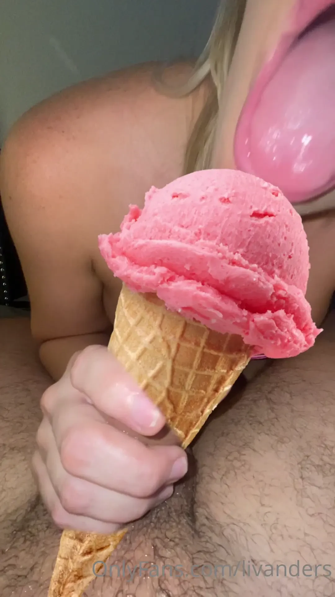 Yummy my fav cock i mean ice cream flavor dm me for more 