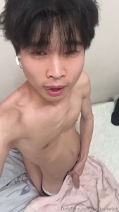 Filming and cumming in this angle hit different