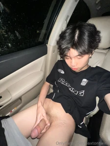 Just chilling in the front seat of the car taking hot selfies