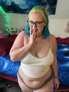 My roommate got fuck machine and i had to give it a test run it was