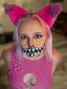 I did a cheshire cat look for a party a couple weeks ago and had to part 2