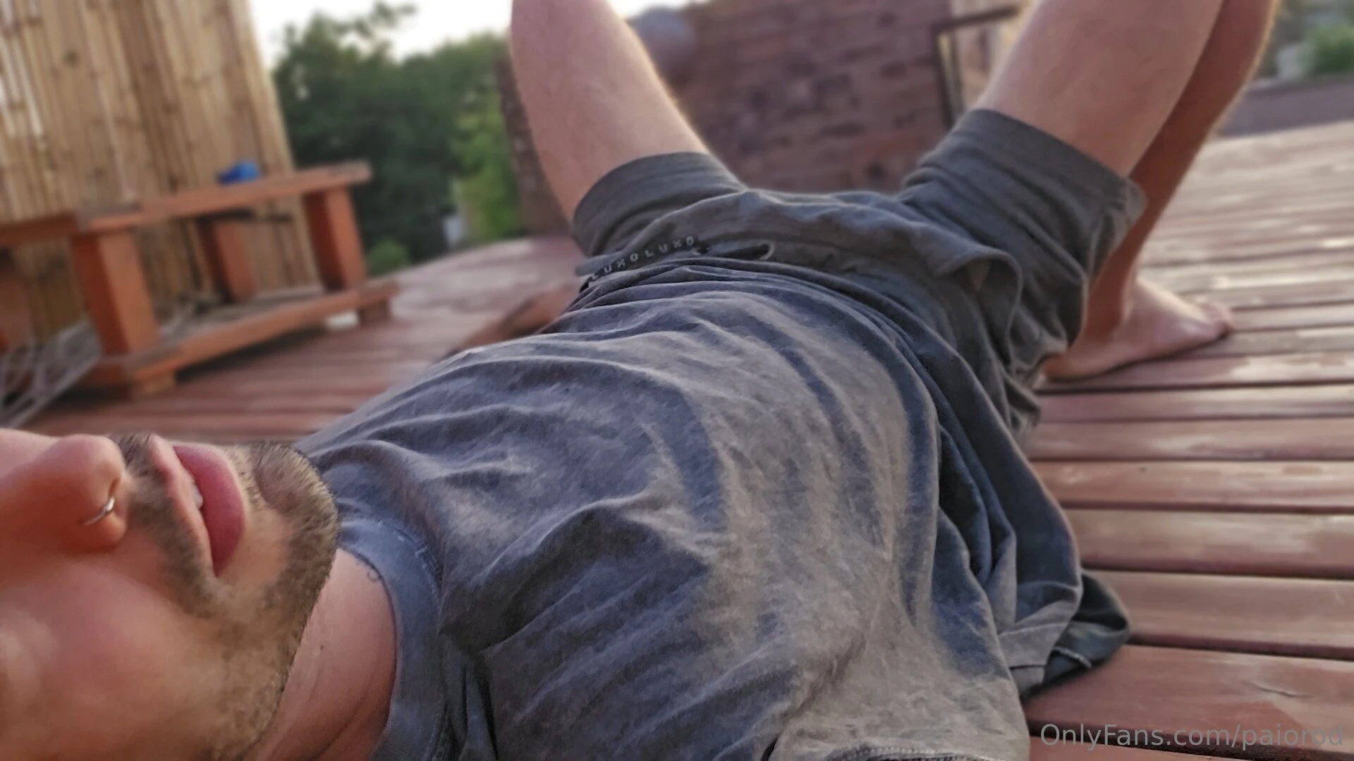 Quien quiere compartir un atardecer conmigo si queres el video escr 