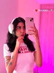 What s the first thing that comes to mind when you see my posts let me