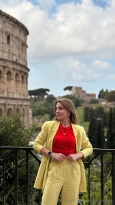 I remember taking this picture italians are so expressive kind open