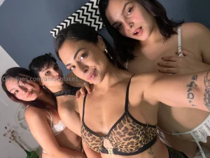 Lovin my girls gabxxxdelicius halleblake deboram00n annieblake1