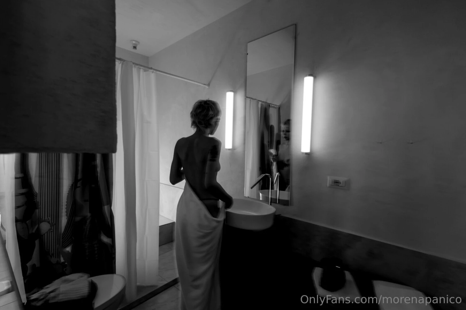 Sotto la doccia si possono fare tante cose 