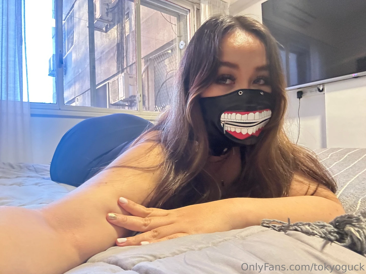 If i was like this in your bed what would you do 