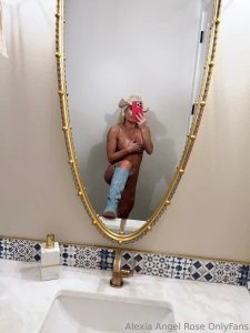 Boots stay on the rest not so much