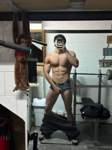 Tengo la pija mas dura que nunca queres ver