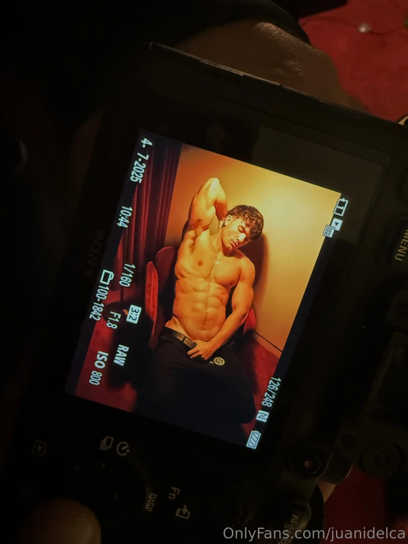 Tengo el detras de camaras de mi nuevo contenido fotos nuevas mas 