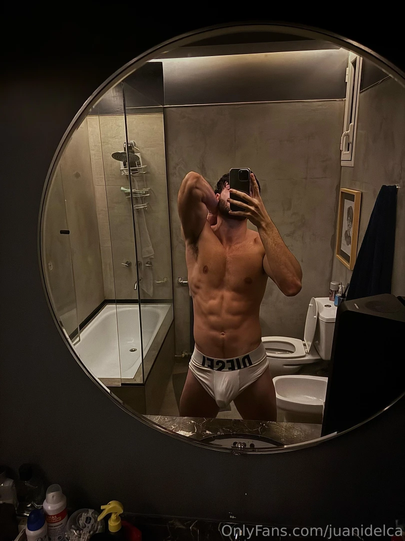 Buenas noches bb que darias por tenerme asi en tu ba o 