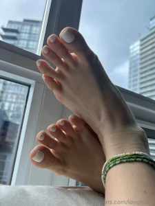 Long toes always