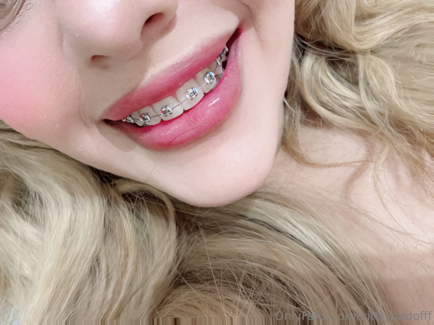 Hey go to message and ask about my new content set titled alice in 