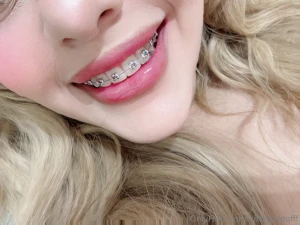 Hey go to message and ask about my new content set titled alice in