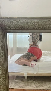 Showing off my bruises from moving amp these fabulous in amp out part 1