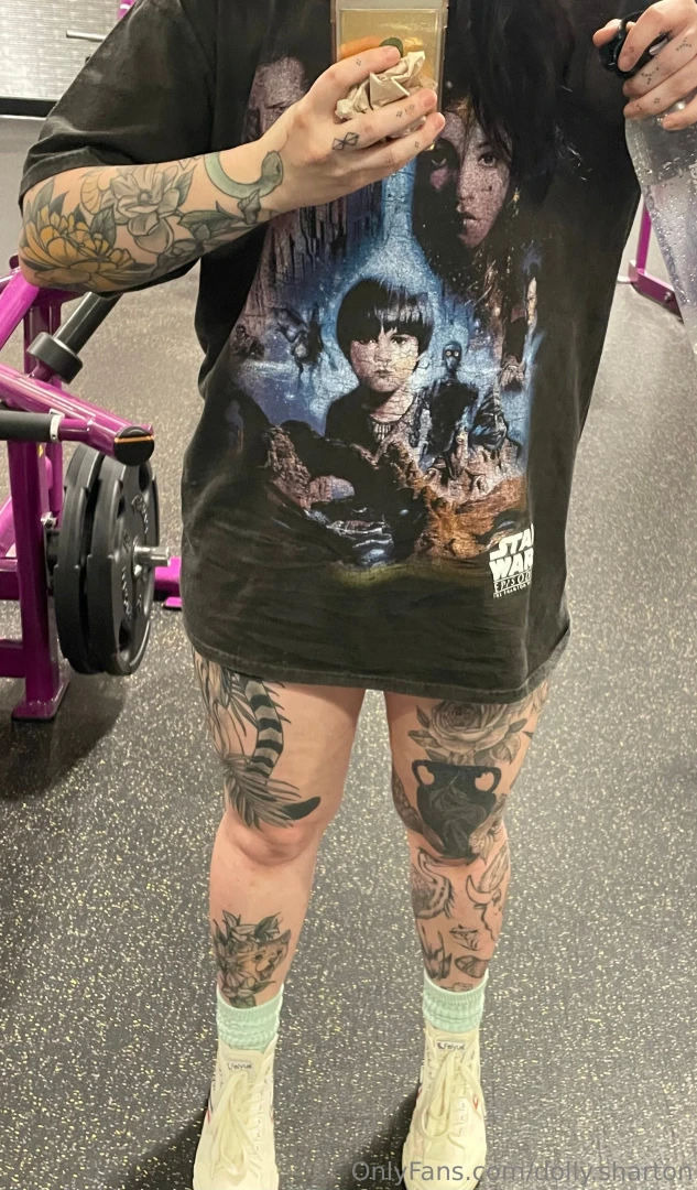 I love my new gym shirt 