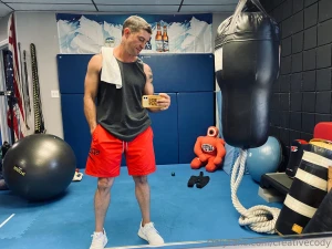 Cleaned up a bit today cut the hair trimmed up a light workout my back