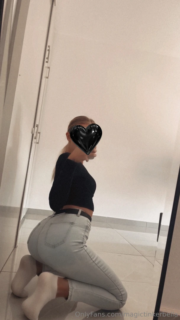 Ich trag sie nur damit du fantasierst wie es ohne aussieht 