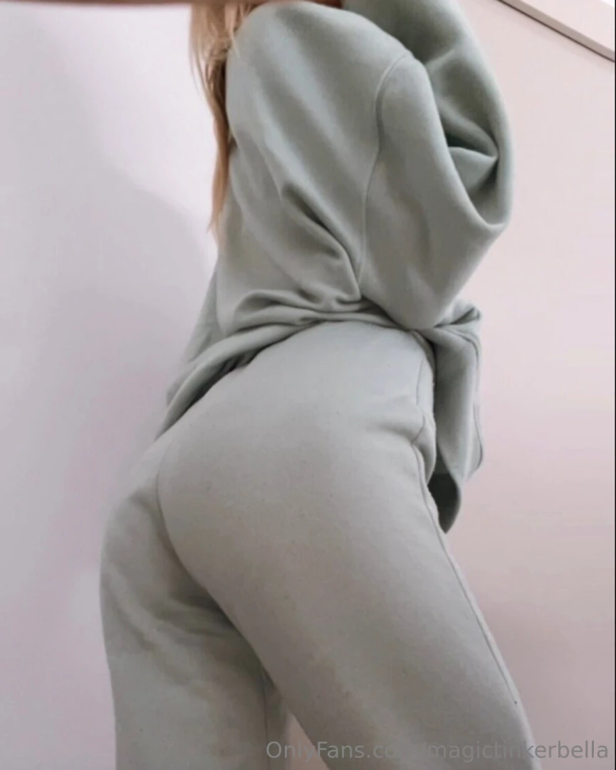 Guten morgen m chtest du sehen was darunter ist 